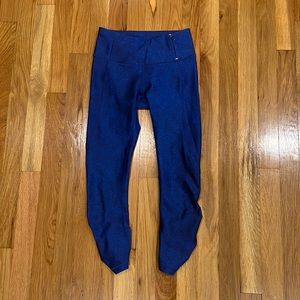 Blue patterned, cropped, alia leggings